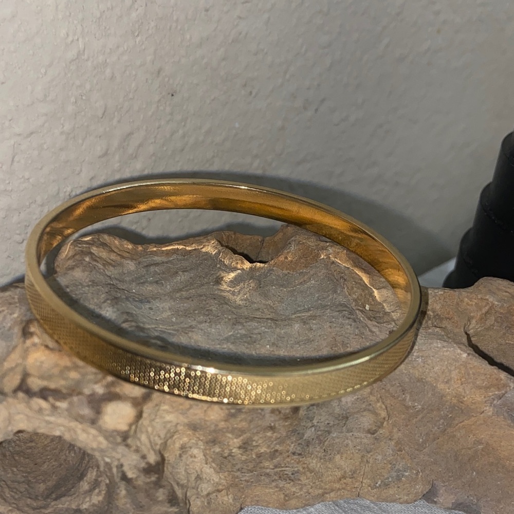 Vintage CORO Gold Plated Textured Bangle Bracelet